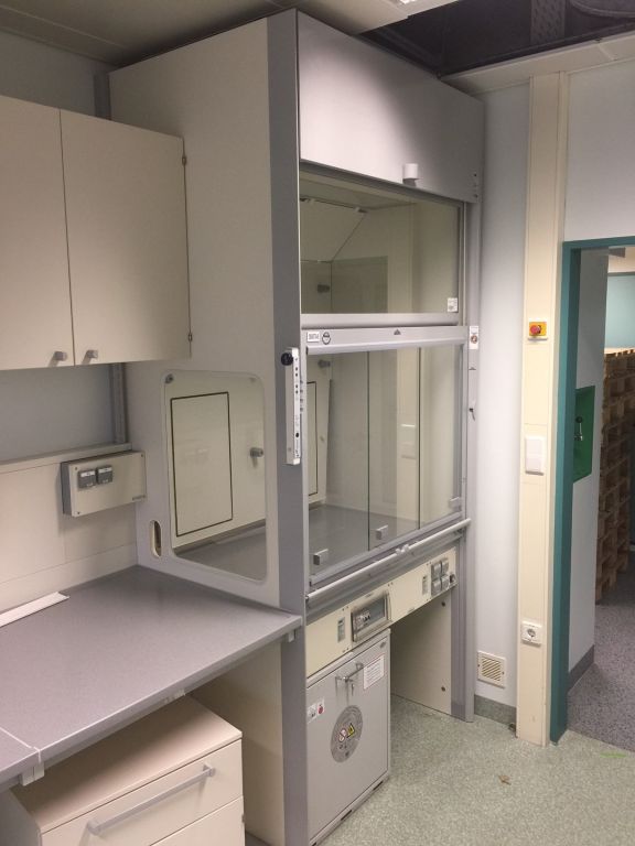 labstuff.eu Waldner MC6 Bench mounted Fume Hood 120cm