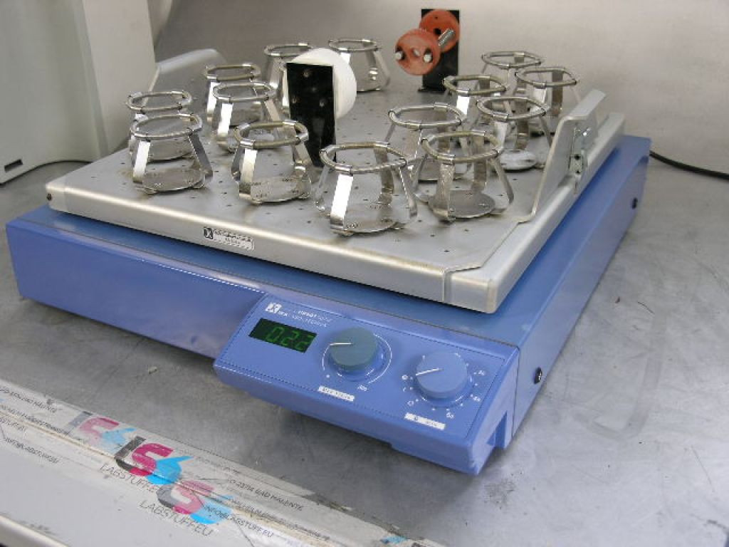 IKA HS501 laboratory Shaker with Attachment for fixing clips
