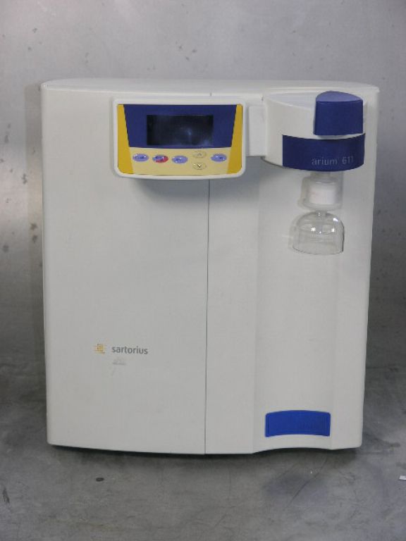 Sartorius Arium 611 VF Water Purifier with UF and UV, TOC: < 5ppm