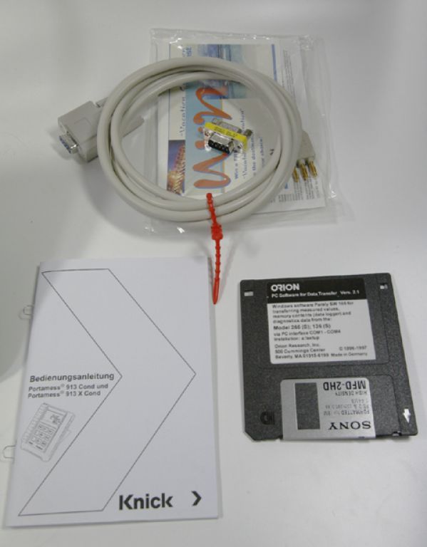 Thermo Orion 136 Conductivity Meter with Probe