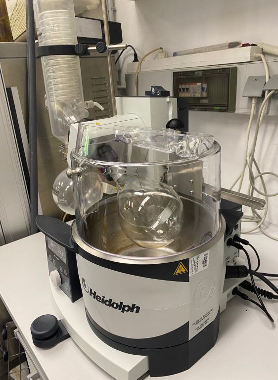 Heidolph HeiVap Precision Rotary Evaporator with G3 Vertical Condenser, Vacuumcontroller, Valve, Woulffsche Bottle