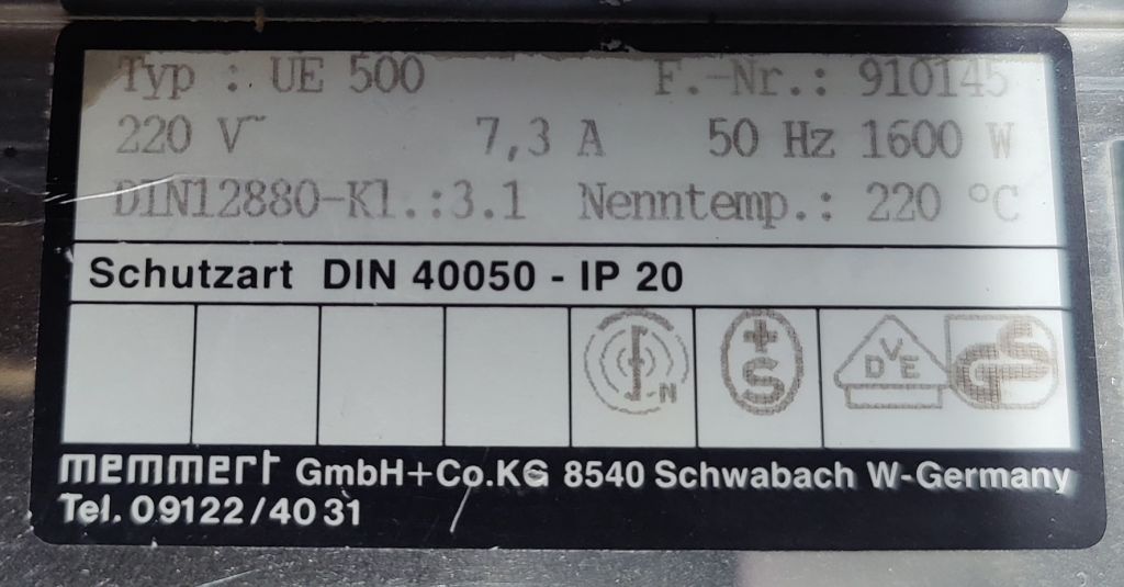 Memmert UE 500, 220°C, 108l