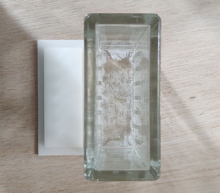 Hellendahl Staining Trough