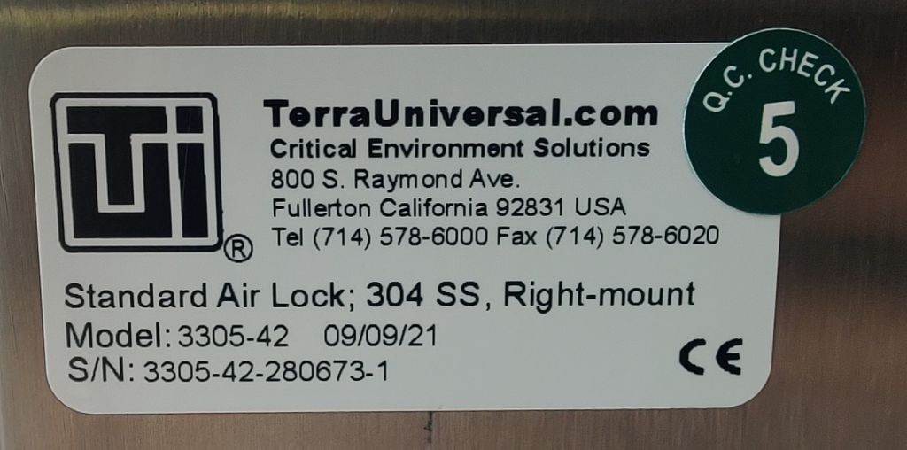 Terra-Universal Smart Glovebox mit Standard Air Lock