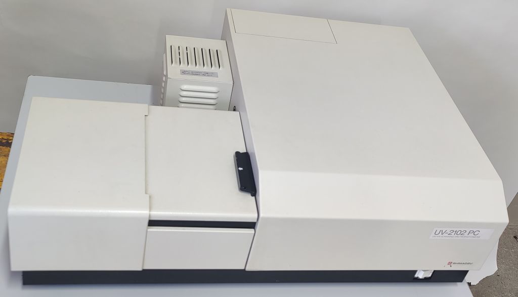 Shimadzu UV-2101PC Spektralphotometer