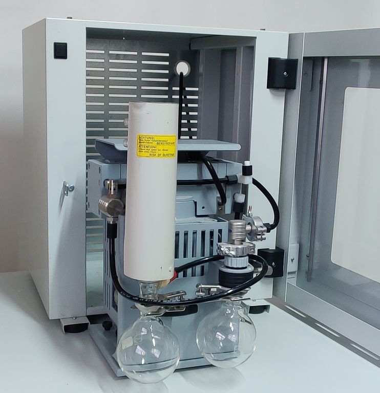 Binder Pumpenschrank VDL 23 mit Vakuumpumpe VP5 EX