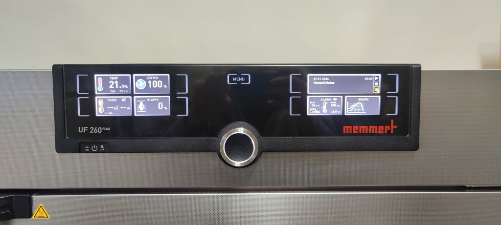 Memmert UF 260 Plus bis +300 °C