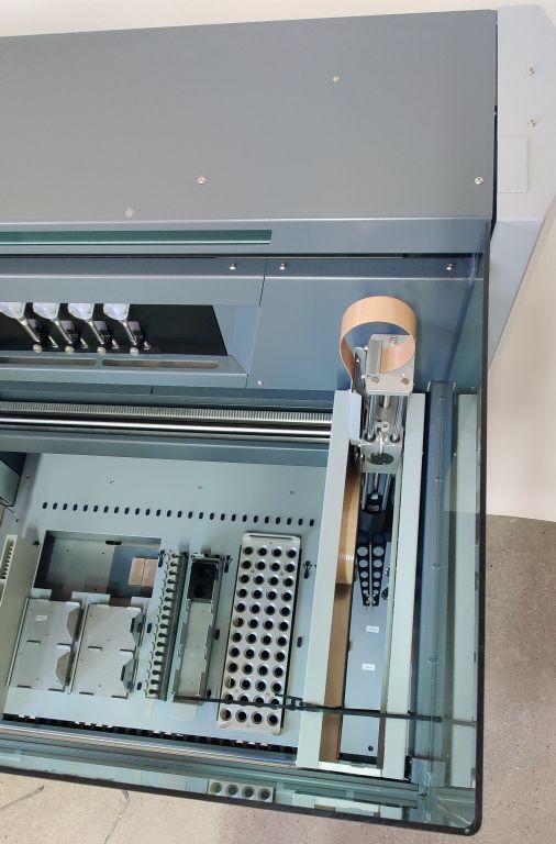 Tecan Freedom Evo-2 100 Base Pipettierroboter