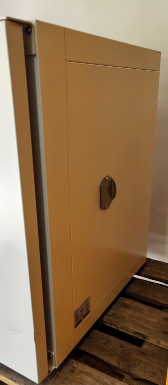 Heraeus Kendro UT6200 Trockenschrank mit ThermiconP Steuerung, 300°C