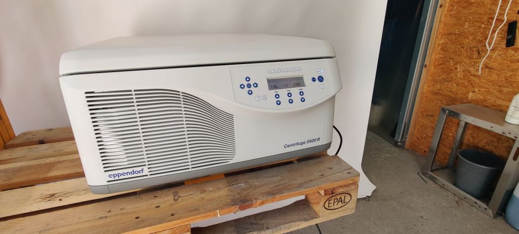 Eppendorf Zentrifuge 5920 R - Kühlzentrifuge