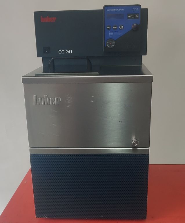 Huber CC-241 leistungsstarkes Kälte-Wärme-Bad- und Umwälzthermostat -40°...+200°C