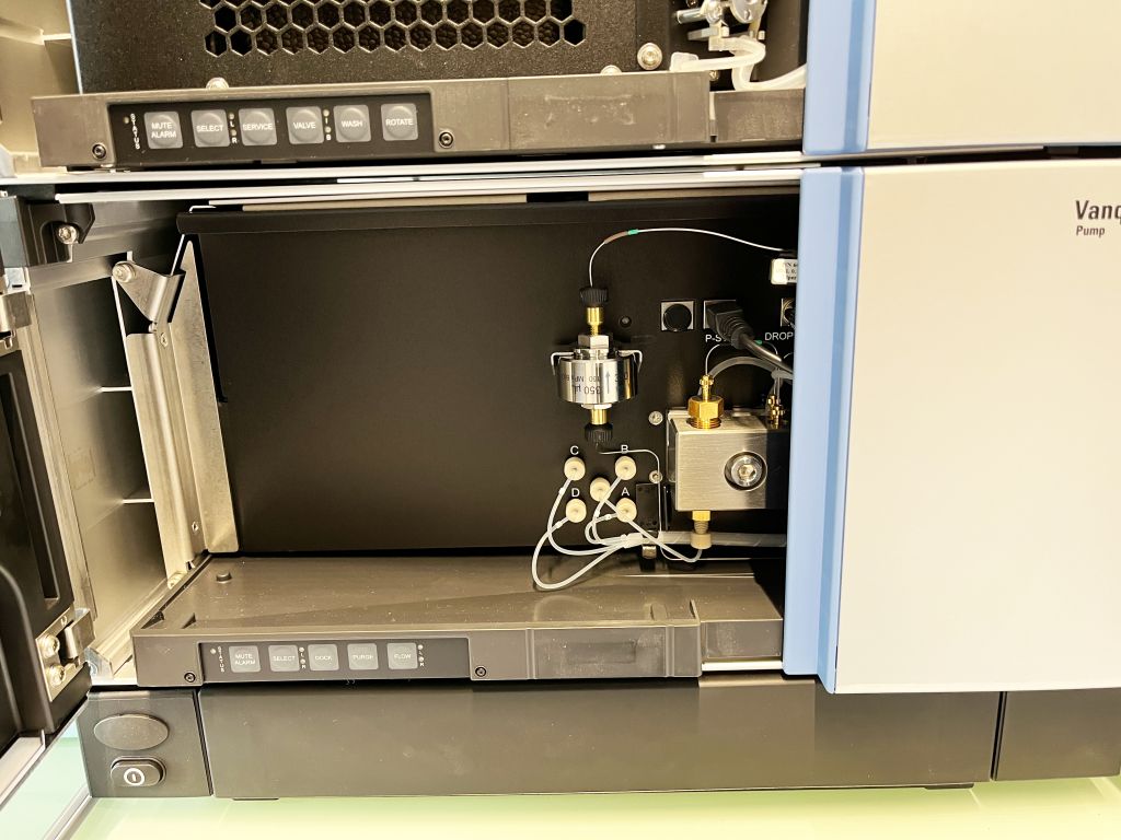 Thermo Vanquish LC-MS System ISQ-EM mit Vanquish 1000bar UHPLC, Peak Stickstoffgenerator, Vorpumpe, PC, Software