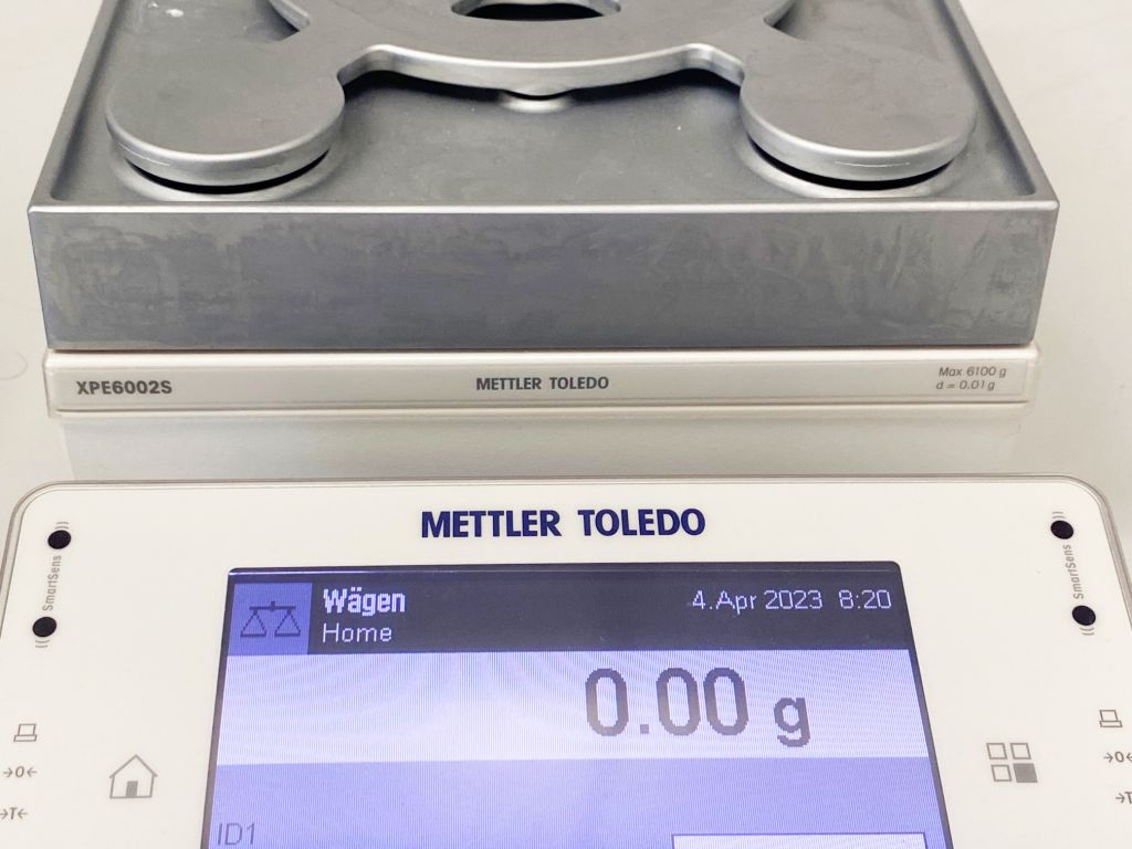 Mettler XPE6002S Precision Balance, max 6000g, d=0,01g, with RS232 and Bluetooth Option and BT-P42 Printer