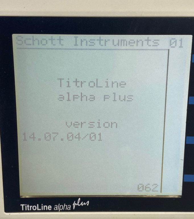 Schott Titroline alpha plus with TA20 attachment, stirrers, Electrodes, Keyboard, etc