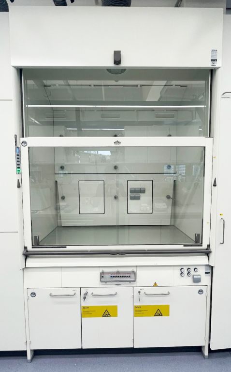 Waldner Scala TA1500 Laborabzug aus 2022  1500x900x2700mm, Keramik, schaltbare Steckdosen