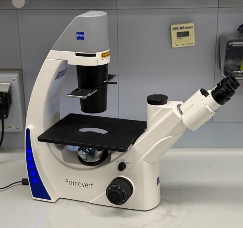 Zeiss Primovert ILED Auflicht, inverses Mikroskop mit 4 Objektiven, 4-10-20-40, binokularer Fototubus