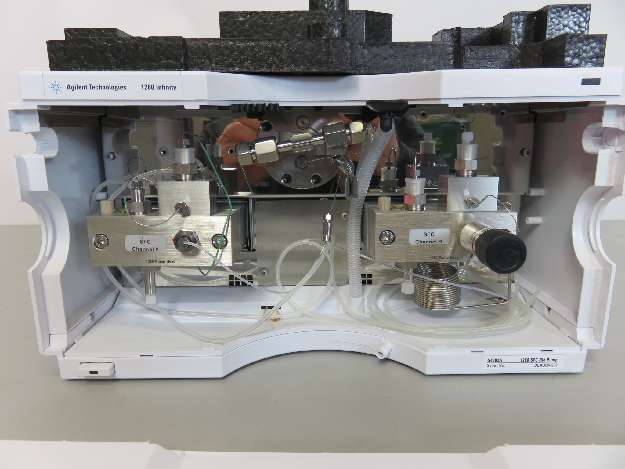 labstuff.eu Agilent 1260 Infinity SFC Binary Pump G43026400