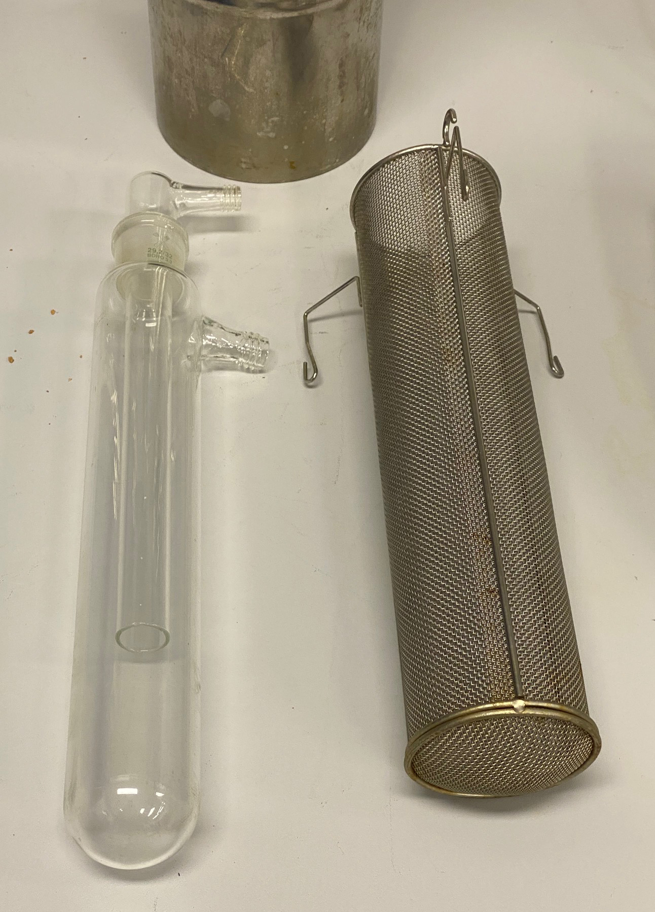 labstuff.eu Stainless Steel Dewar with Mesh and Cooling Finger Volume