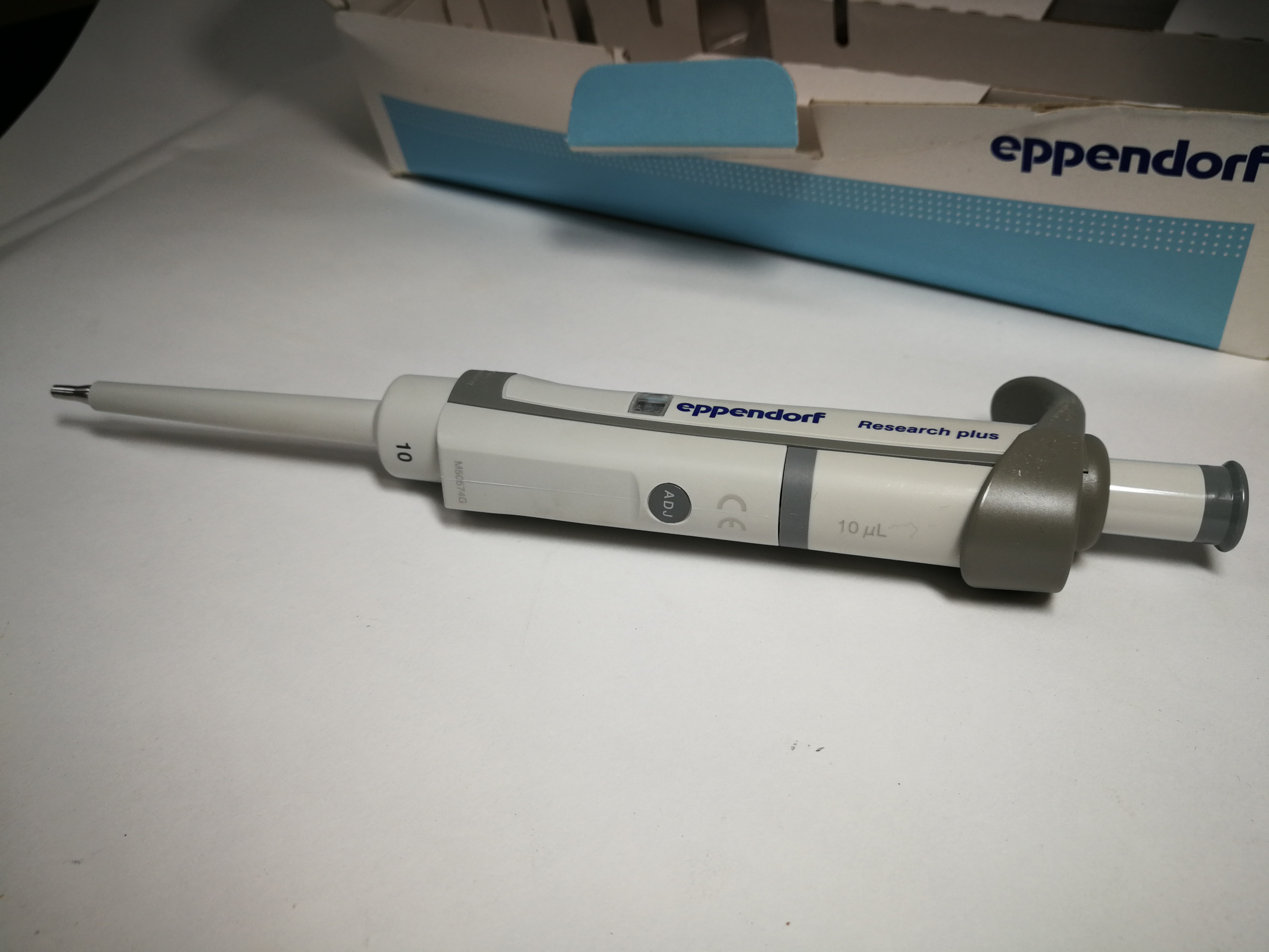 labstuff.eu Eppendorf Research plus Pipette 10µl fix NEU