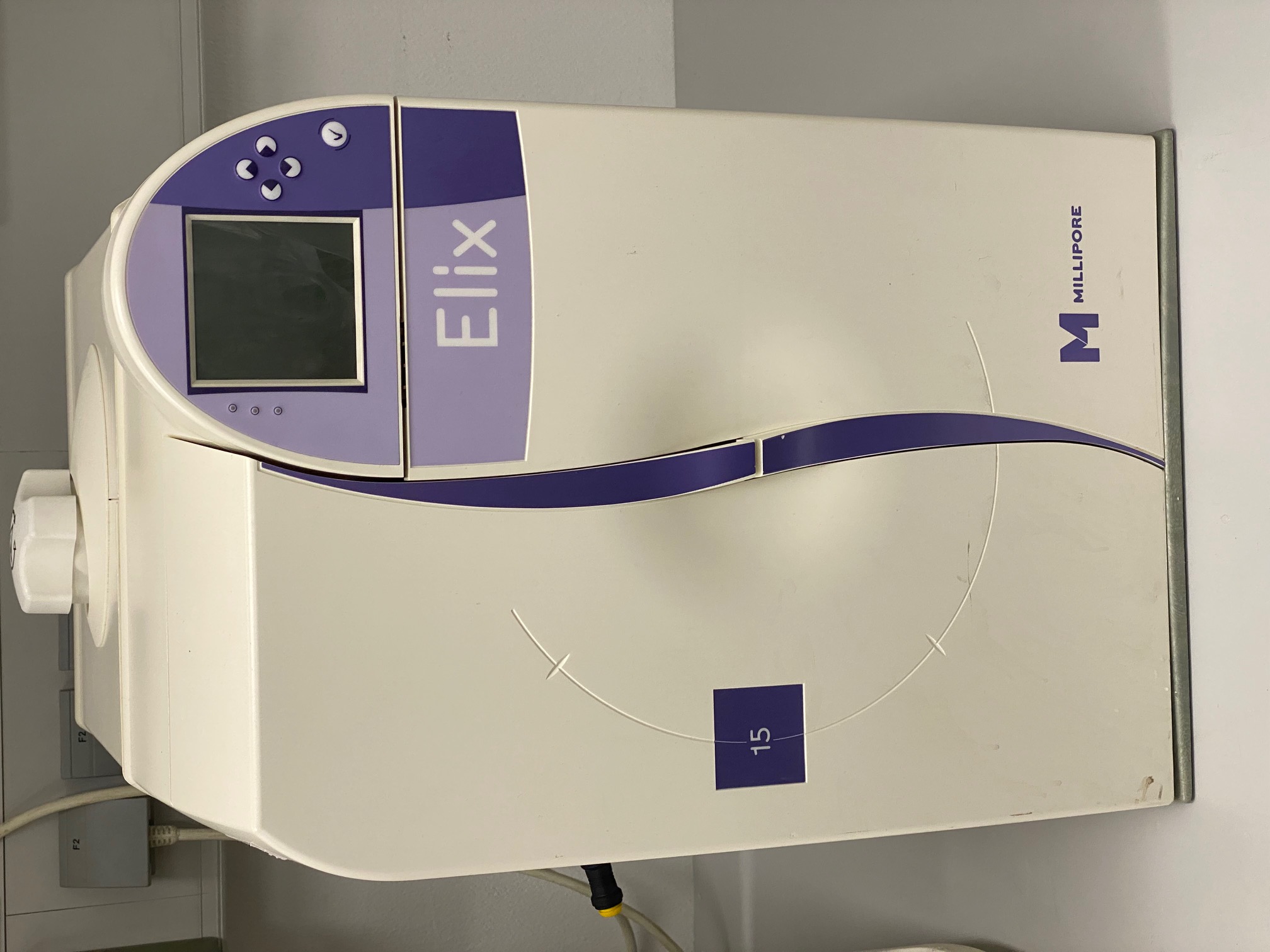 labstuff.eu - Millipore Elix15 Advantage with 30 L Storage
