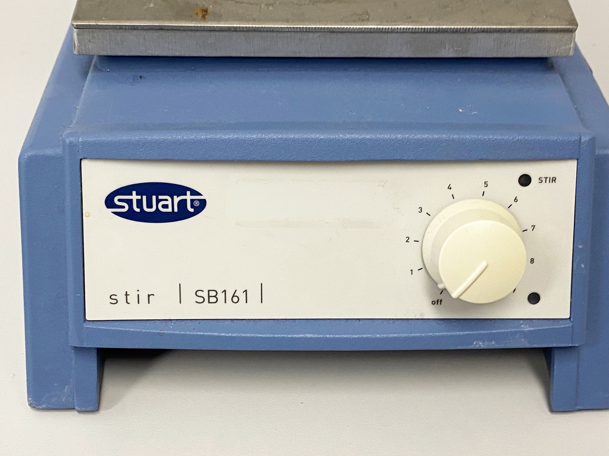 Labstuff.eu - Stuart SB161 Magnetic Stirrer