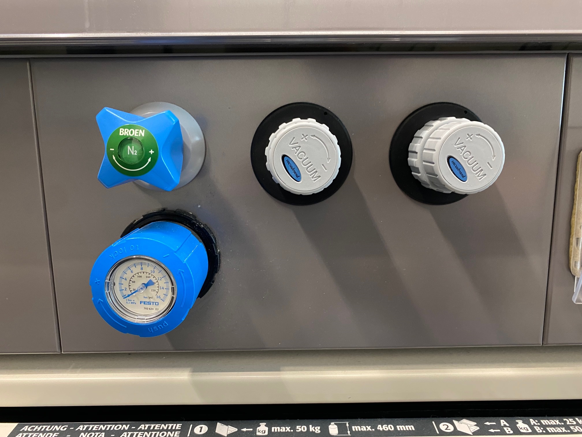 labstuff.eu Waldner Scala Bench Mounted Fume Hood, 1500mm, with lots