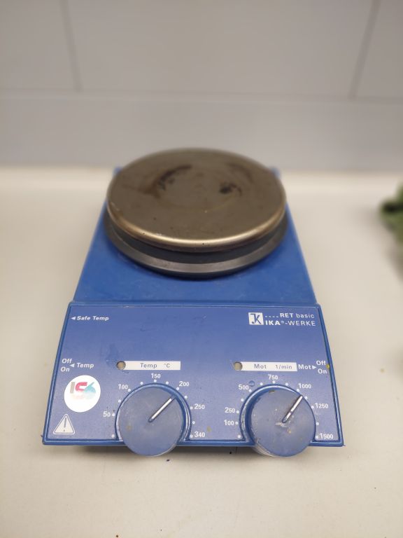 IKA RET basic Magnetrührer analog mit Magnetrührstäben