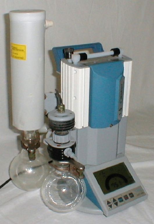 Vacuubrand PC2001 Vario  Drehzahlgeregelter Vacuumpumpstand