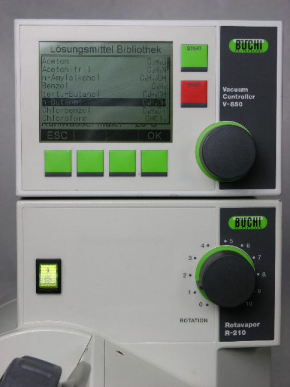 Büchi R-210 Advanced Rotationsverdampfer mit V-850 Vacuumcontroller