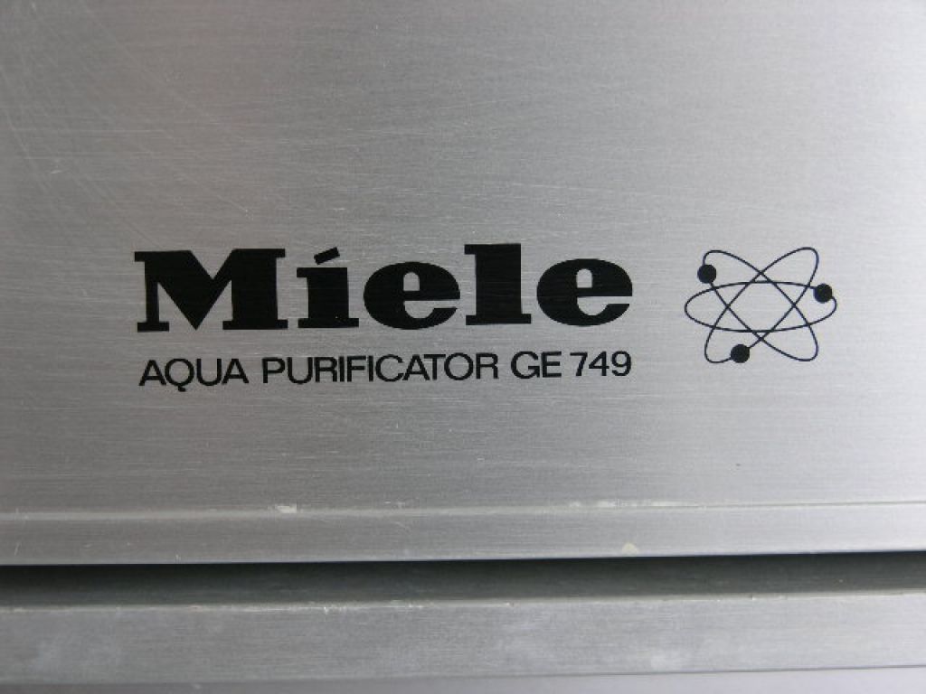 Miele GE749 Aqua Purificator with Cartridge