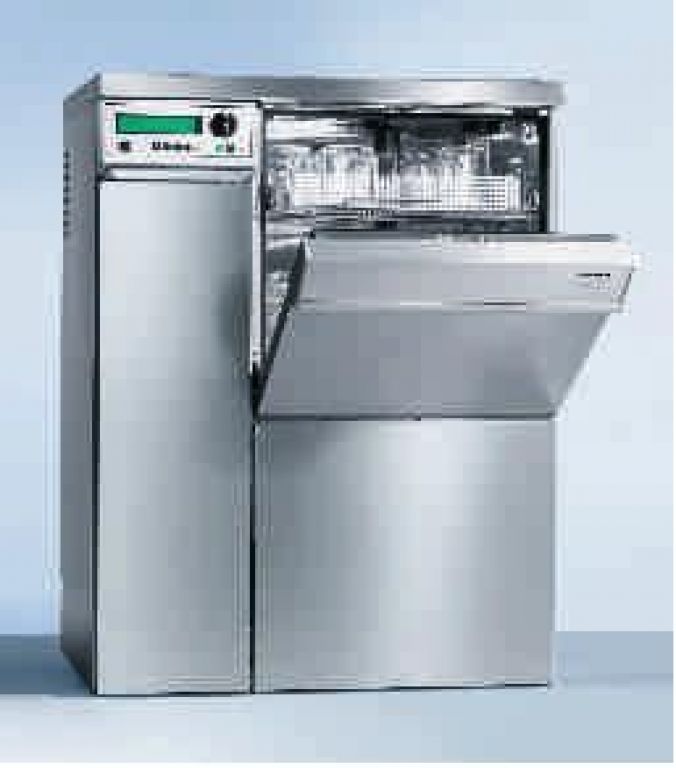 Miele G7836CD Laborspülmaschine / Thermodesinfektor