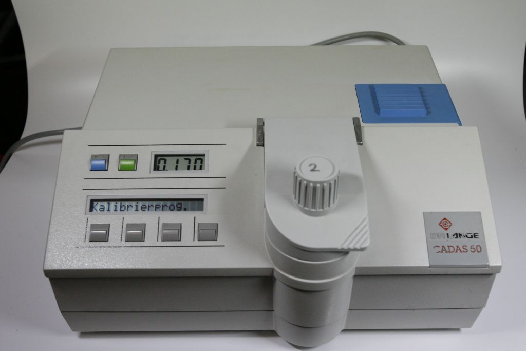 Dr. Lange CADAS 50 Gitterlinien Spektralphotometer