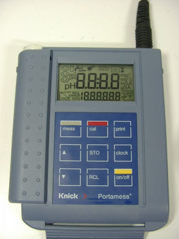 Knick Portamess Cond 913 with SE204 4-electrode Probe