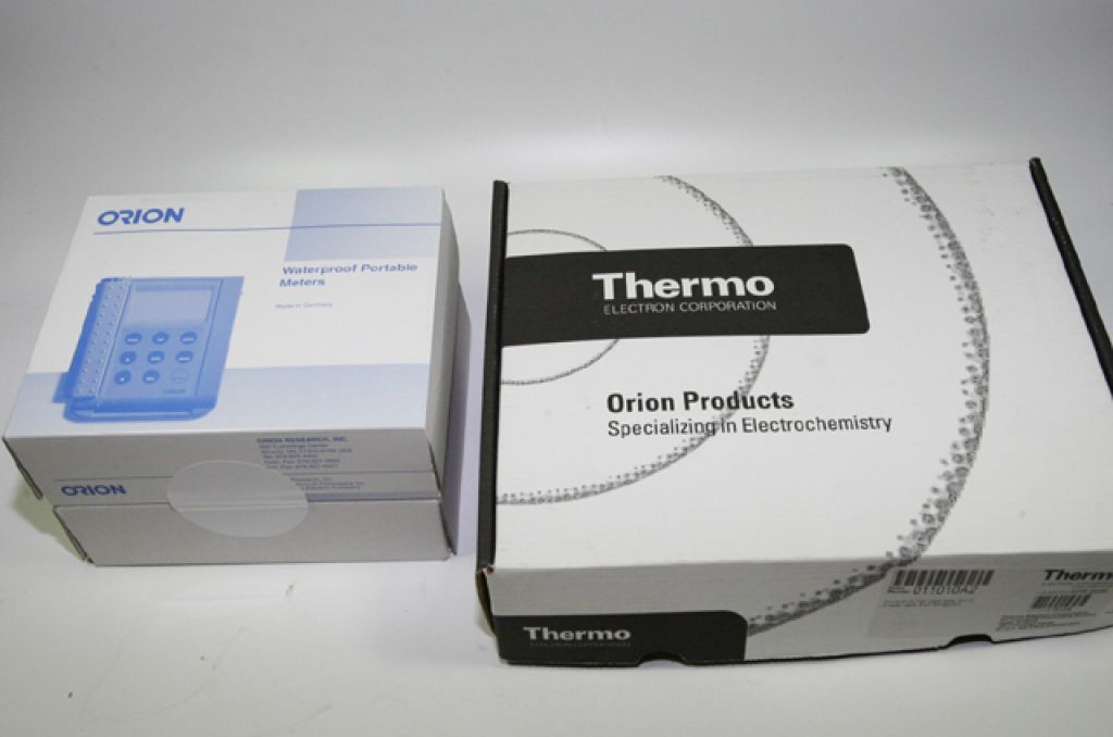 Thermo Orion 136 Conductivity Meter with Probe