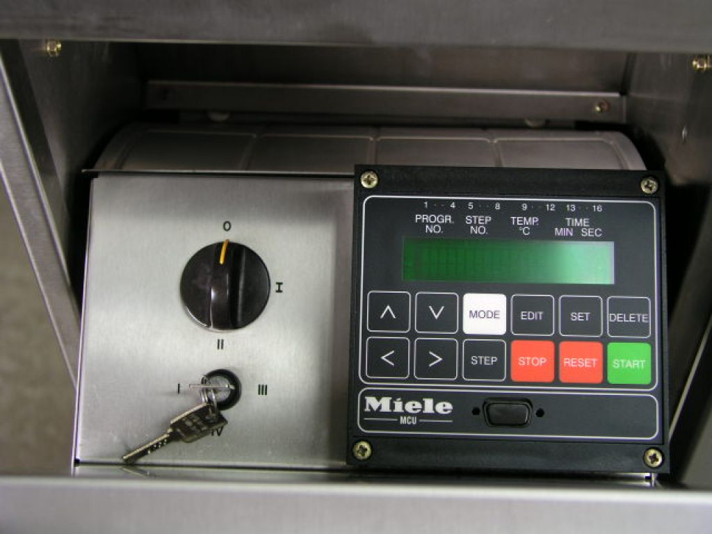 Miele G7735CD MCU Laborspülmaschine mit Trockengebläse