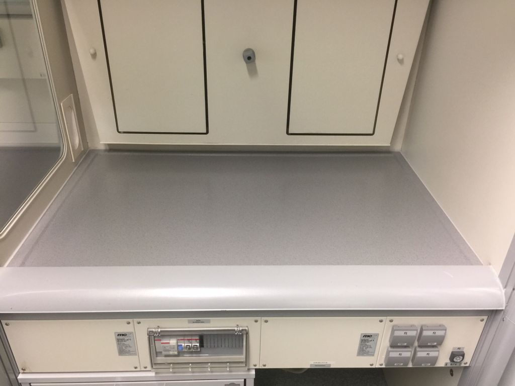 labstuff.eu Waldner MC6 Bench mounted Fume Hood 120cm