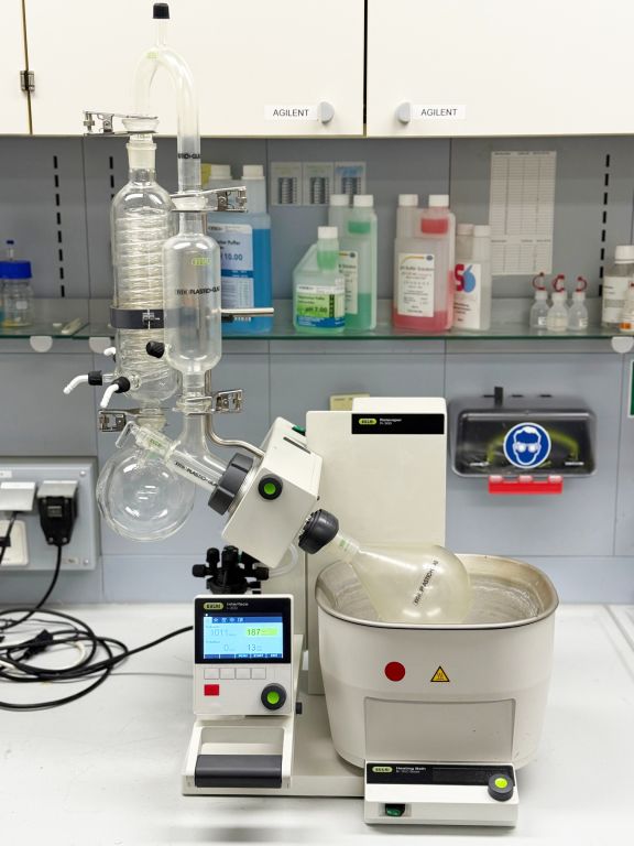 Büchi R-300 Rotationsverdampfer mit I-300 Controller, Glassatz E , Expansion