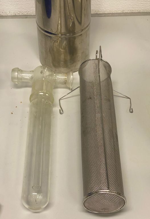 Stainless Steel Dewar with Mesh and Cooling Finger Volume: 2000ml