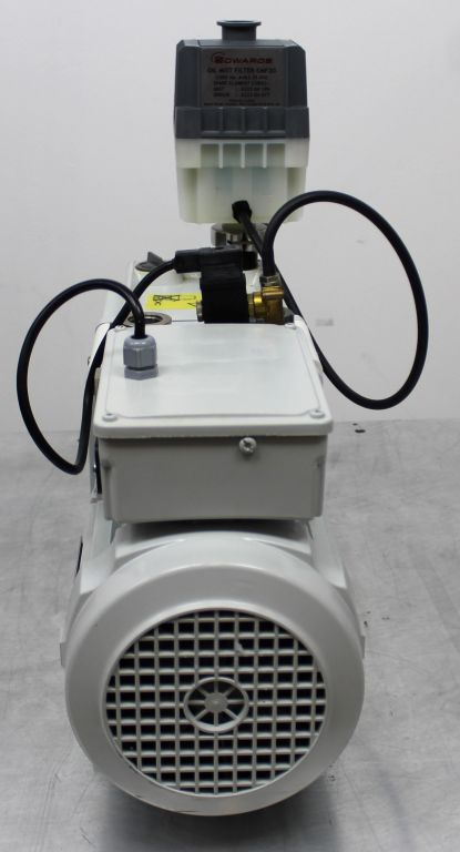 Edwards E2M28 Drehschieberpumpe 27,5m³/h