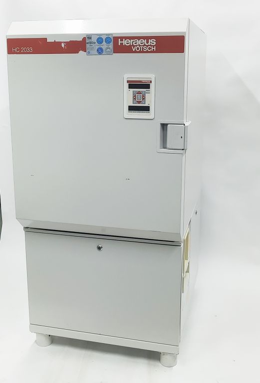 Heraeus Vötsch HC 2033 climate test chamber with humidity control