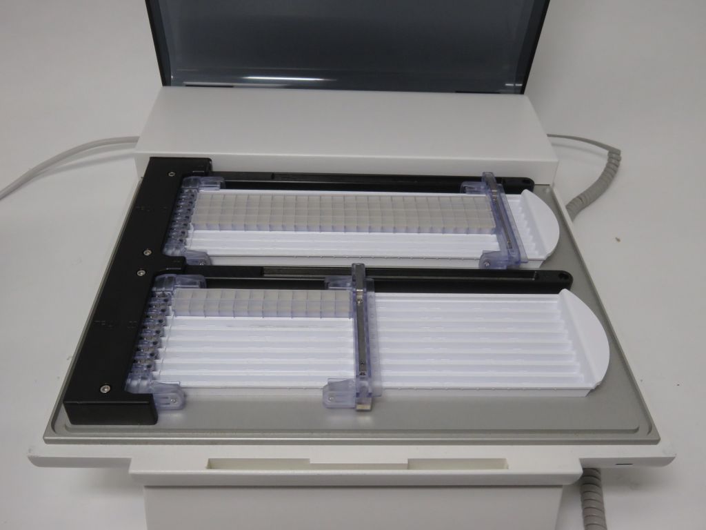 Agilent G3100A Offgel Fractionator with G3101A Handheld