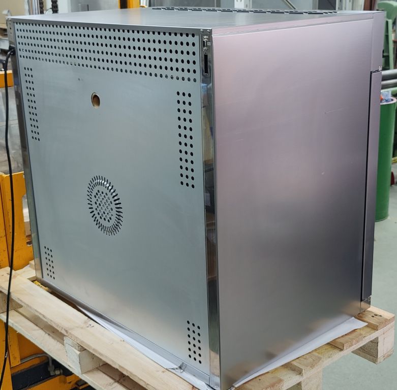 Memmert UFE 600, 265L, 7 shelves