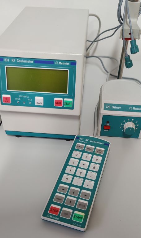 Metrohm 831 with stirrer 821 and thermal printer