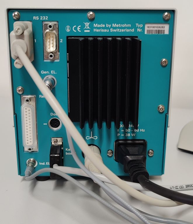 Metrohm 831 with stirrer 821 and thermal printer