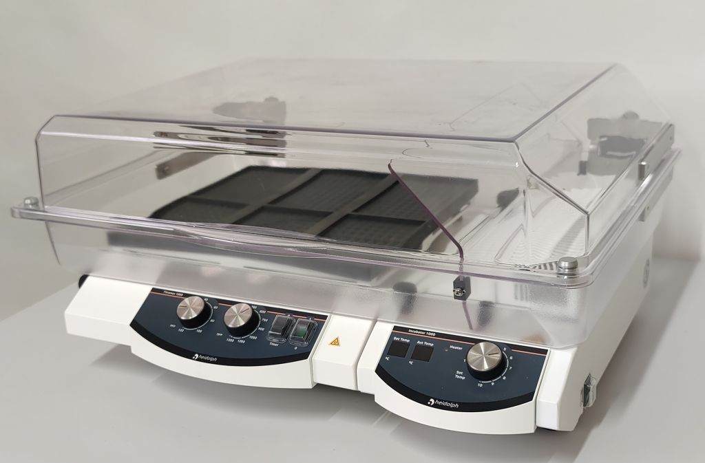Heidolph Titramax Package with Incubator and Hood