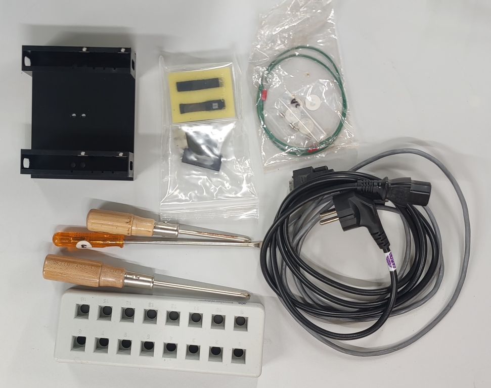 Shimadzu UV-2101PC Spektralphotometer