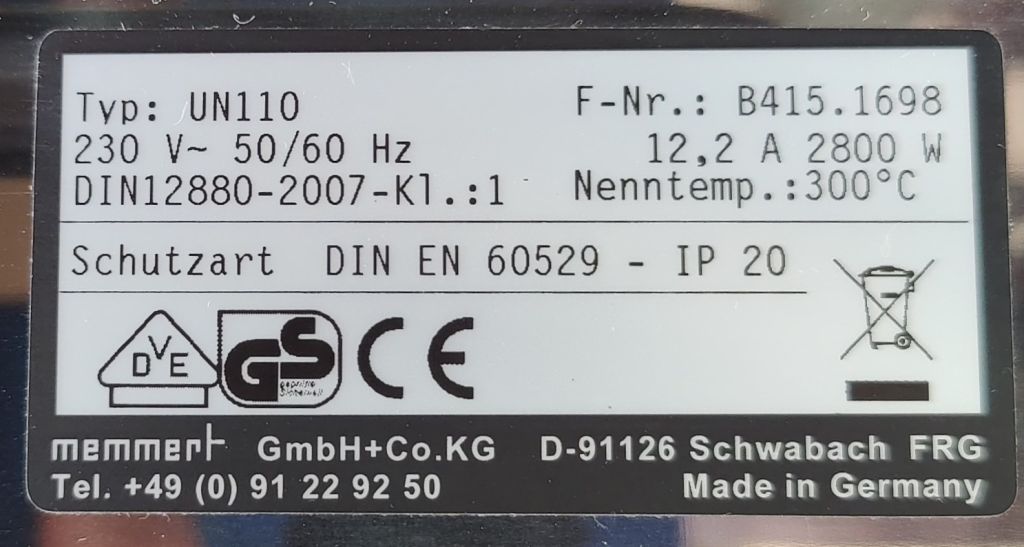 Memmert UN 110 Universalschrank, 300°C