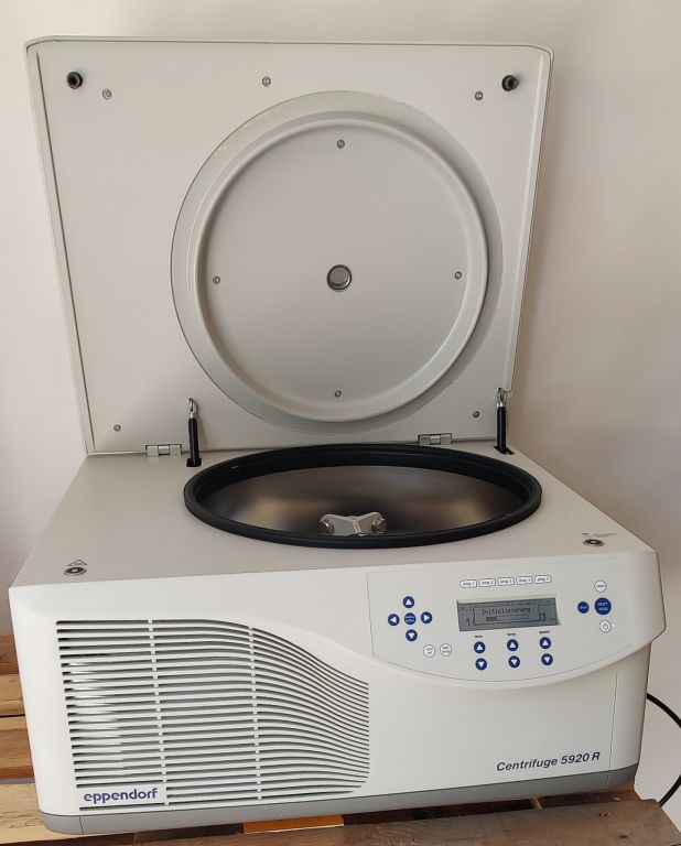 Eppendorf Zentrifuge 5920 R - Kühlzentrifuge