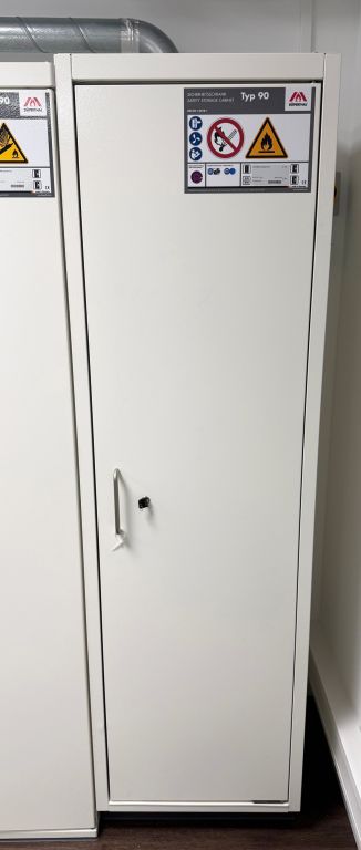 Waldner F90 Lösemittelschrank, 60x60x200cm, 3 Regalböden