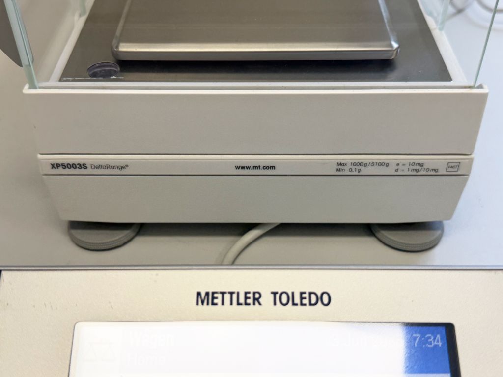 Mettler XP5003S Delta Range /M  Precision Balance  5100g , d= 1/10mg